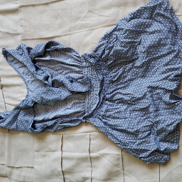 White/Blue pattern backless Romper Culture Shop size XS/S - Picture 3 of 3